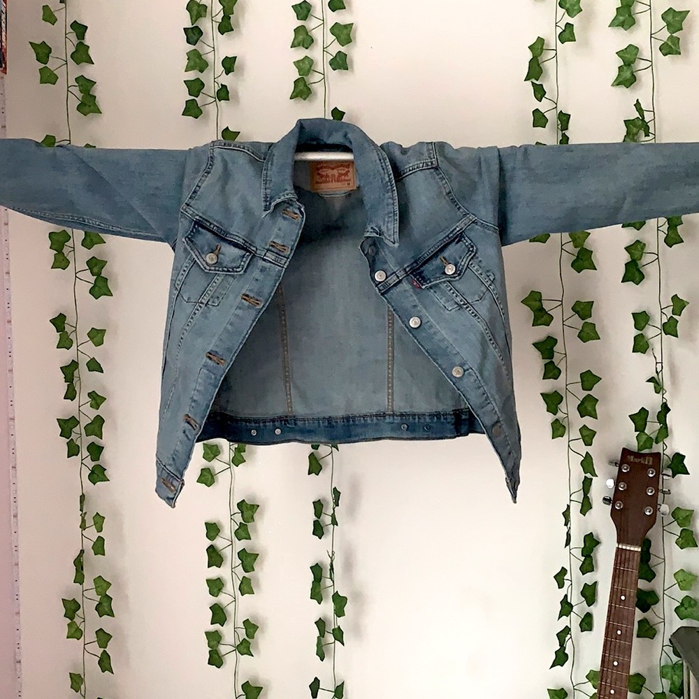 Levi 90’s Trucker Jean Jacket